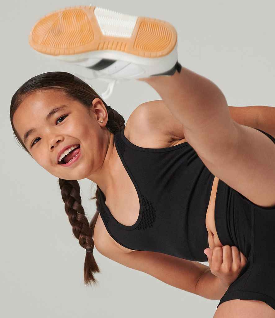 Tombo Kids Seamless Crop Top - model image