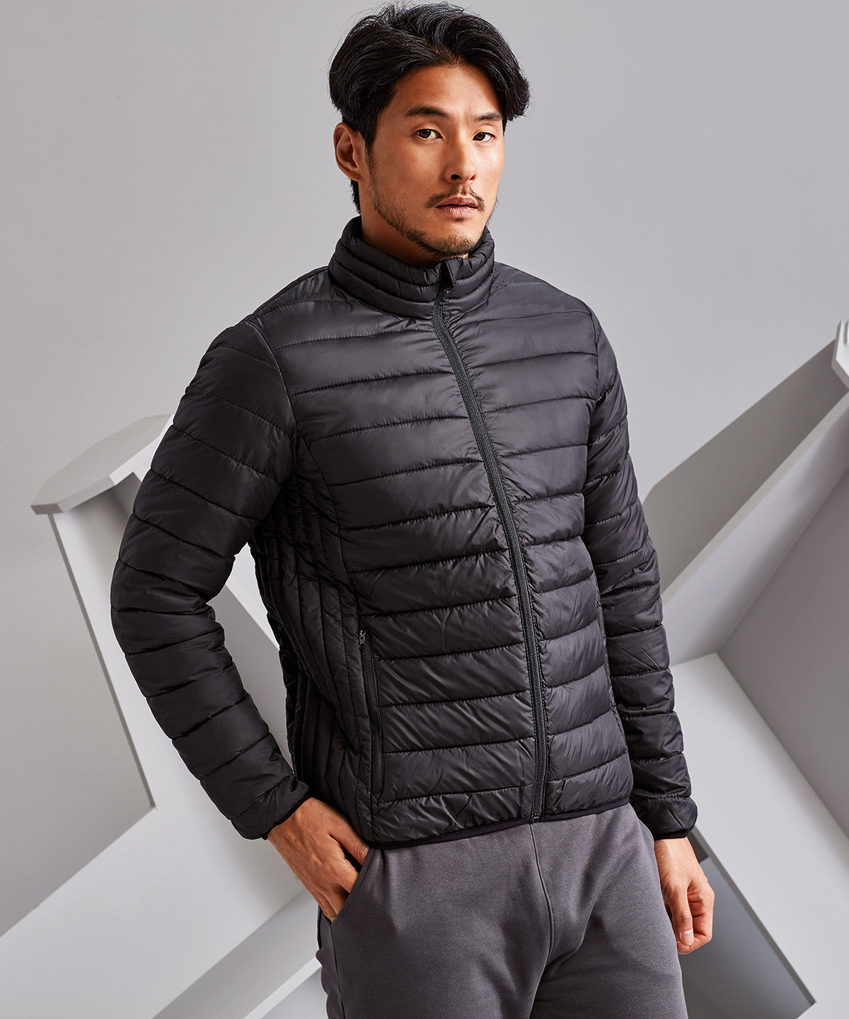 2786 Traverse padded jacket Black