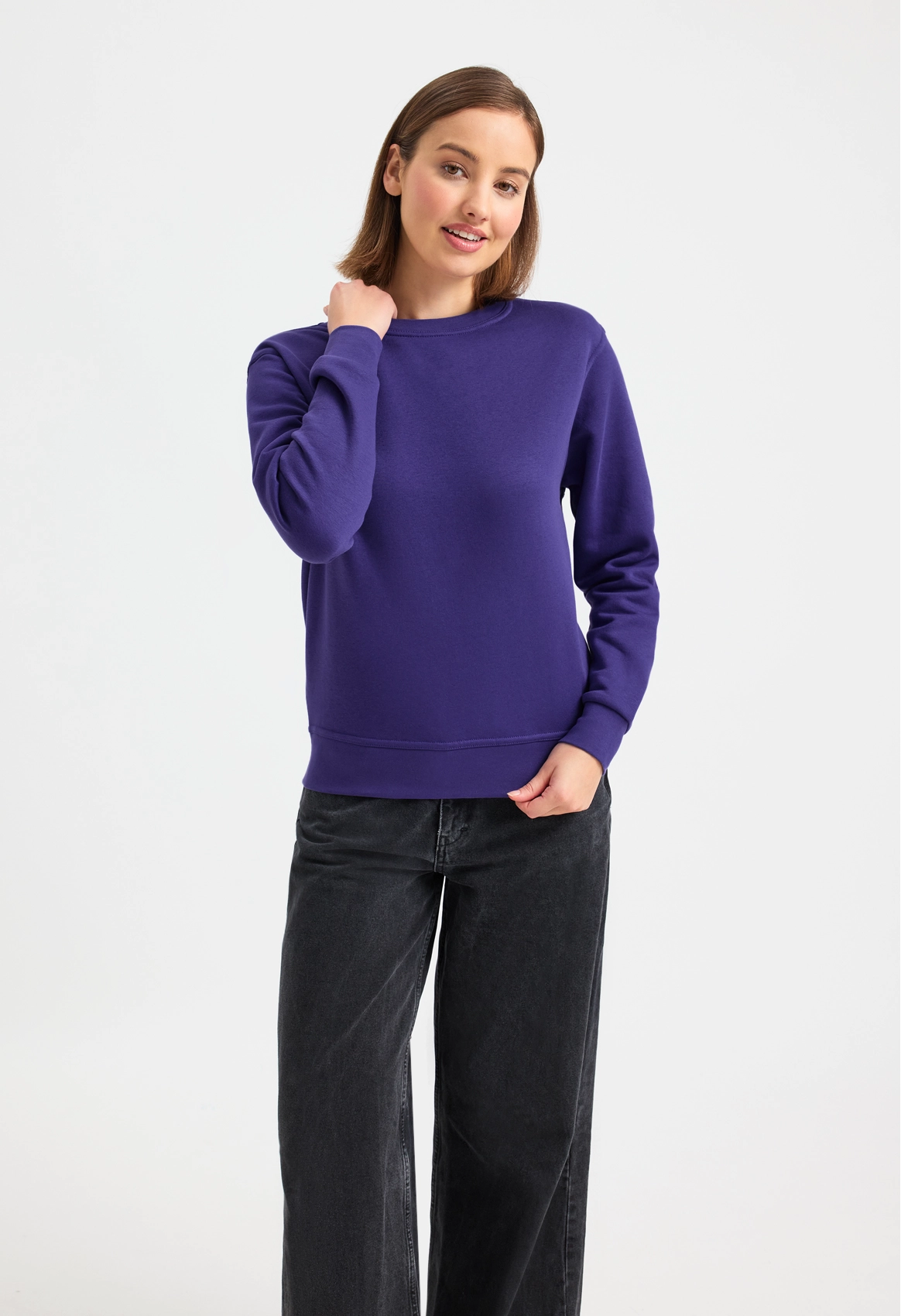 Uneek Ladies Deluxe Crew Neck Sweatshirt Black