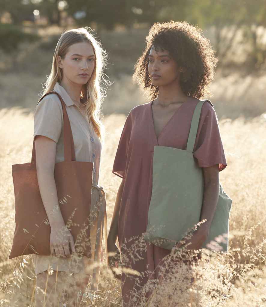 Westford Mill Organic Cotton In Conversion Bag for Life - model image