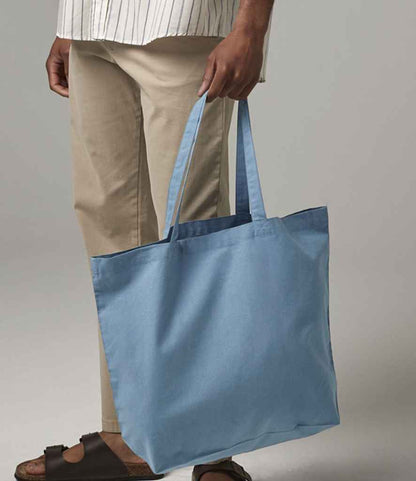 Westford Mill Organic Natural Dyed Maxi Bag for Life - model image