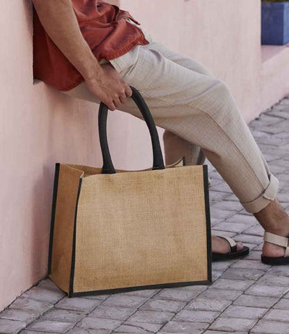 Westford Mill Natural Starched Jute Classic Shopper - model image
