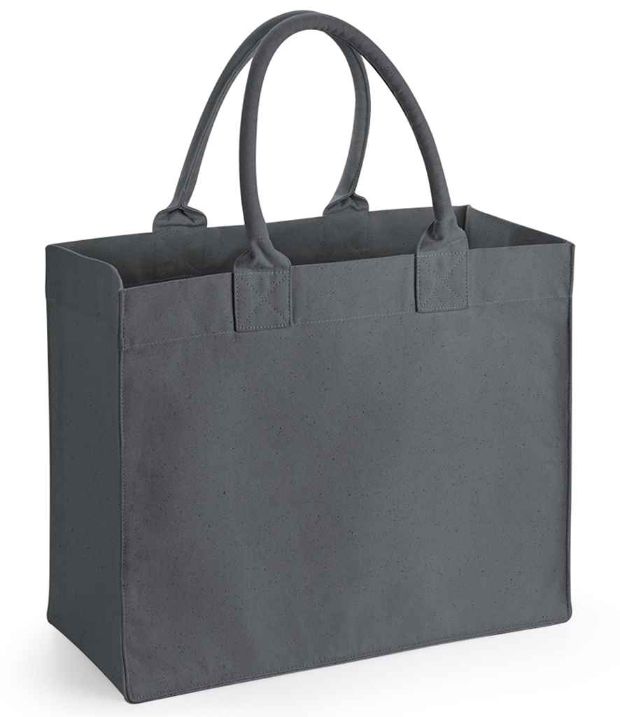 Westford Mill Resort Canvas Bag - model image