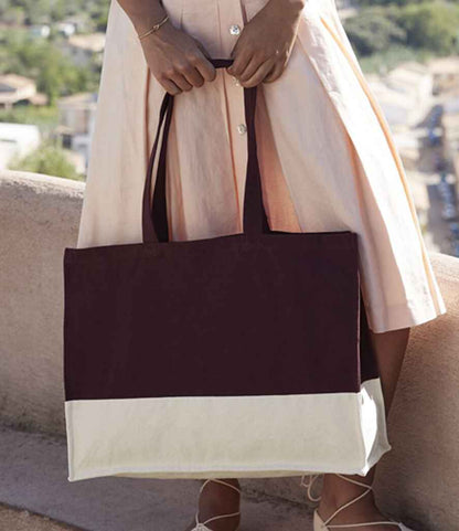 Westford Mill EarthAware® Organic Contrast Shopper - model image