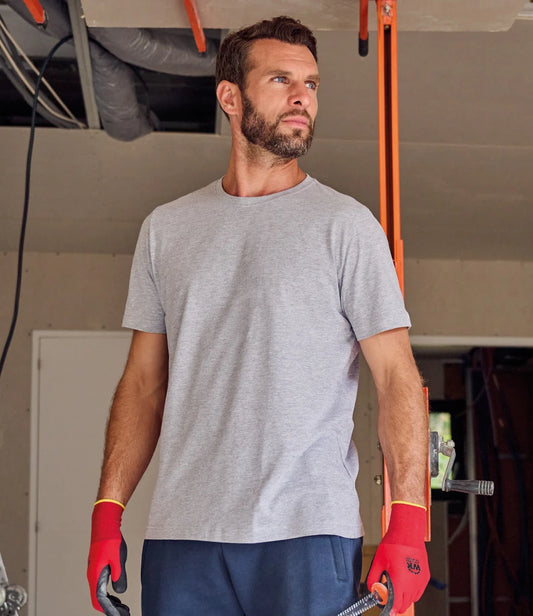 WK Designed to Work Anti-Bacterial Short Sleeve T-Shirt - Oxford Grey - Model