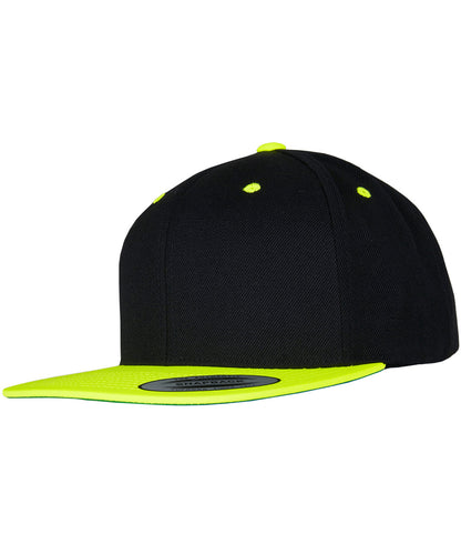 Flexfit / Yupoong The classic snapback 2-tone  (6089MT) Black/Neon Yellow