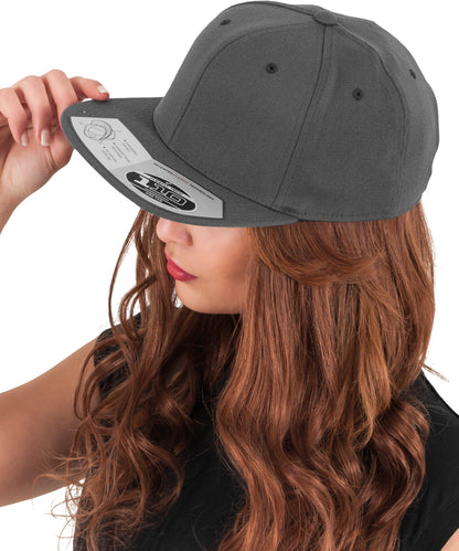 Flexfit / Yupoong 110 fitted snapback (110) Black